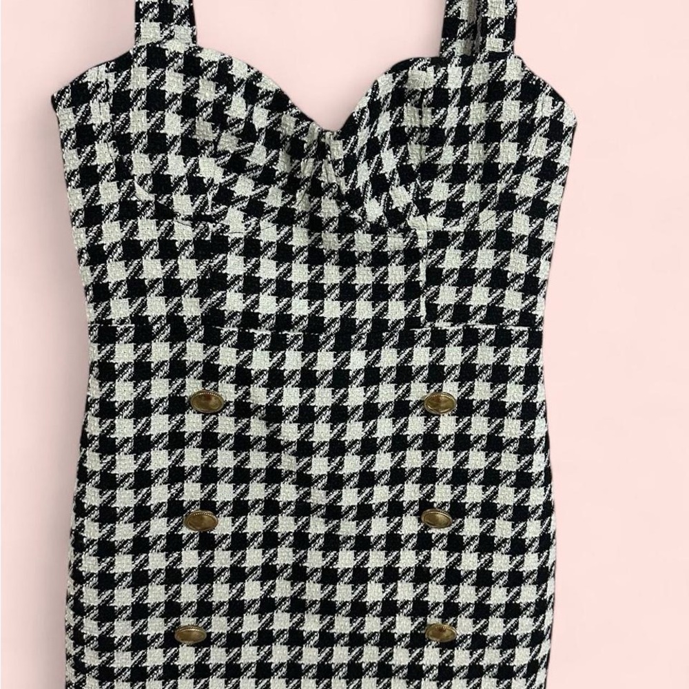 Forever 21 Black and White Houndstooth Mini Dress